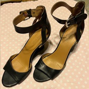 Nine West. Size 7.5. Black
